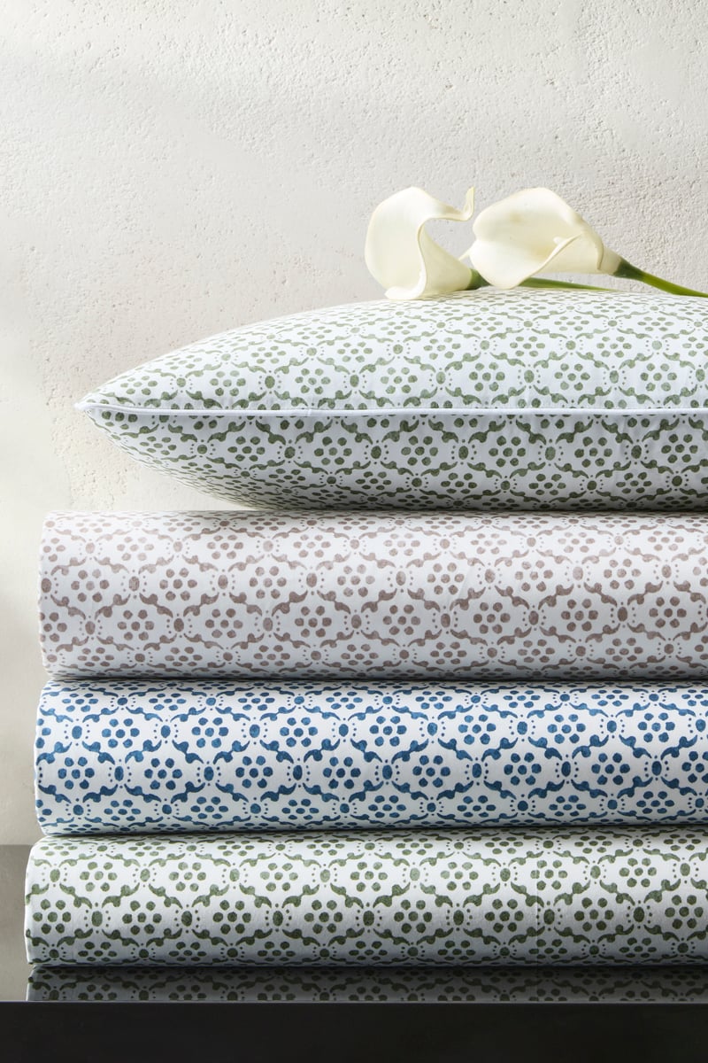 Bed_Laksha_Stack_Crop_2x3